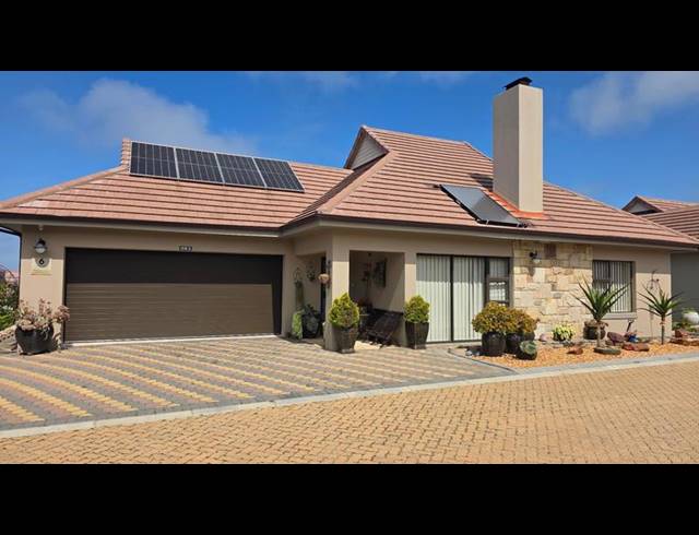 2 BEDROOM HOUSE FOR SALE IN DANA BAY